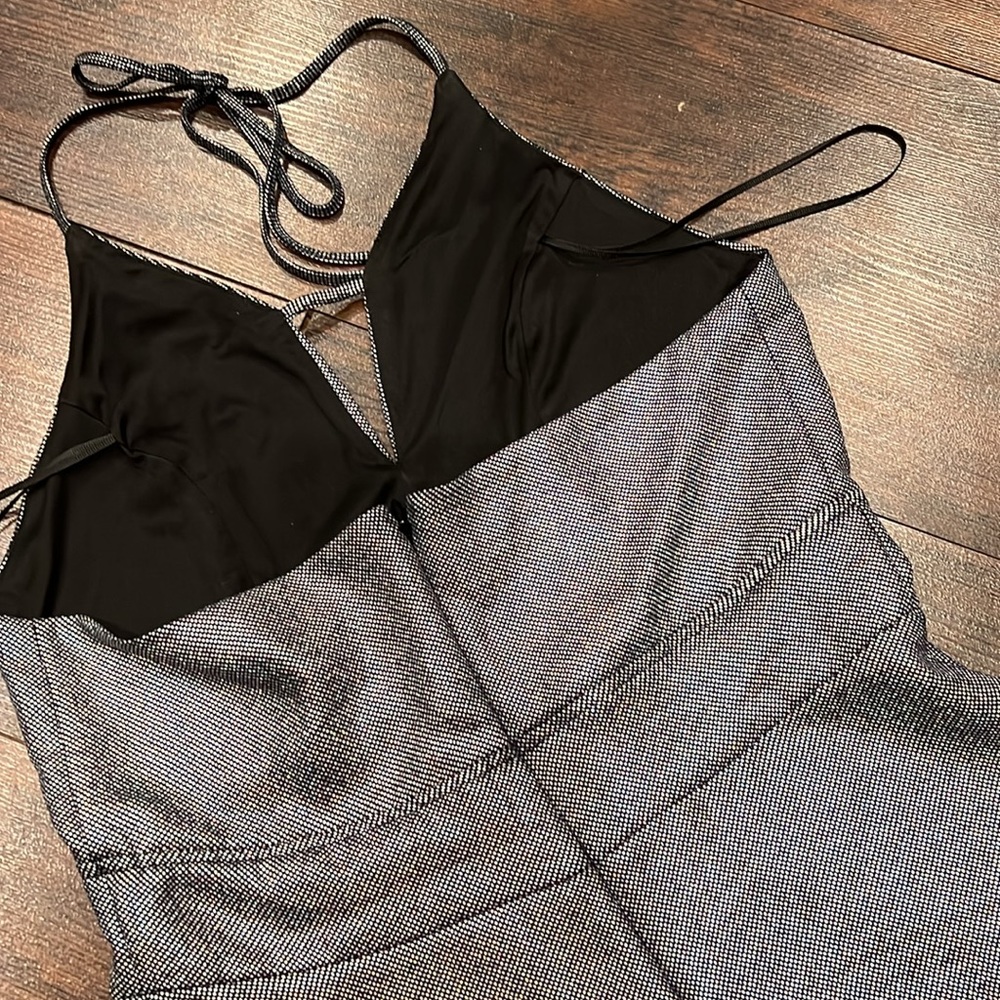 Express Silver Halter Top - Picture 3 of 4